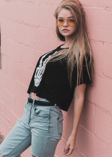 women's black and white shirt