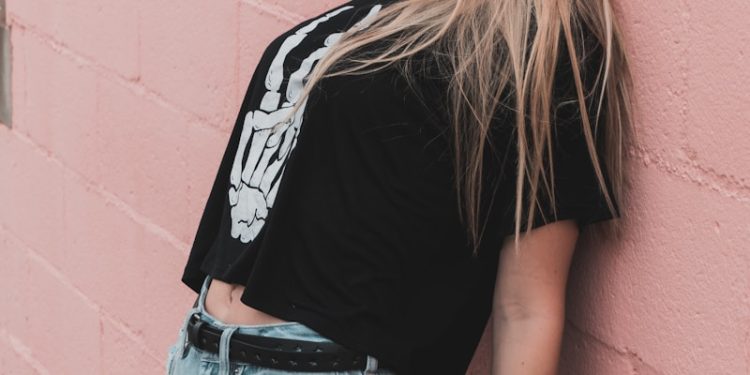 women's black and white shirt